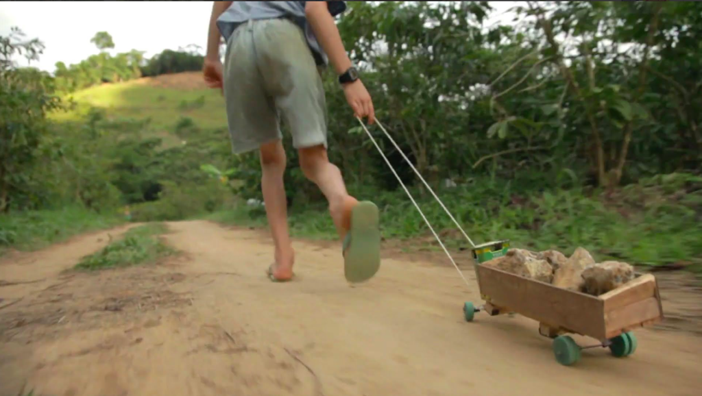 Brincar é universal: brincadeiras tradicionais de vários estados -  Território do Brincar